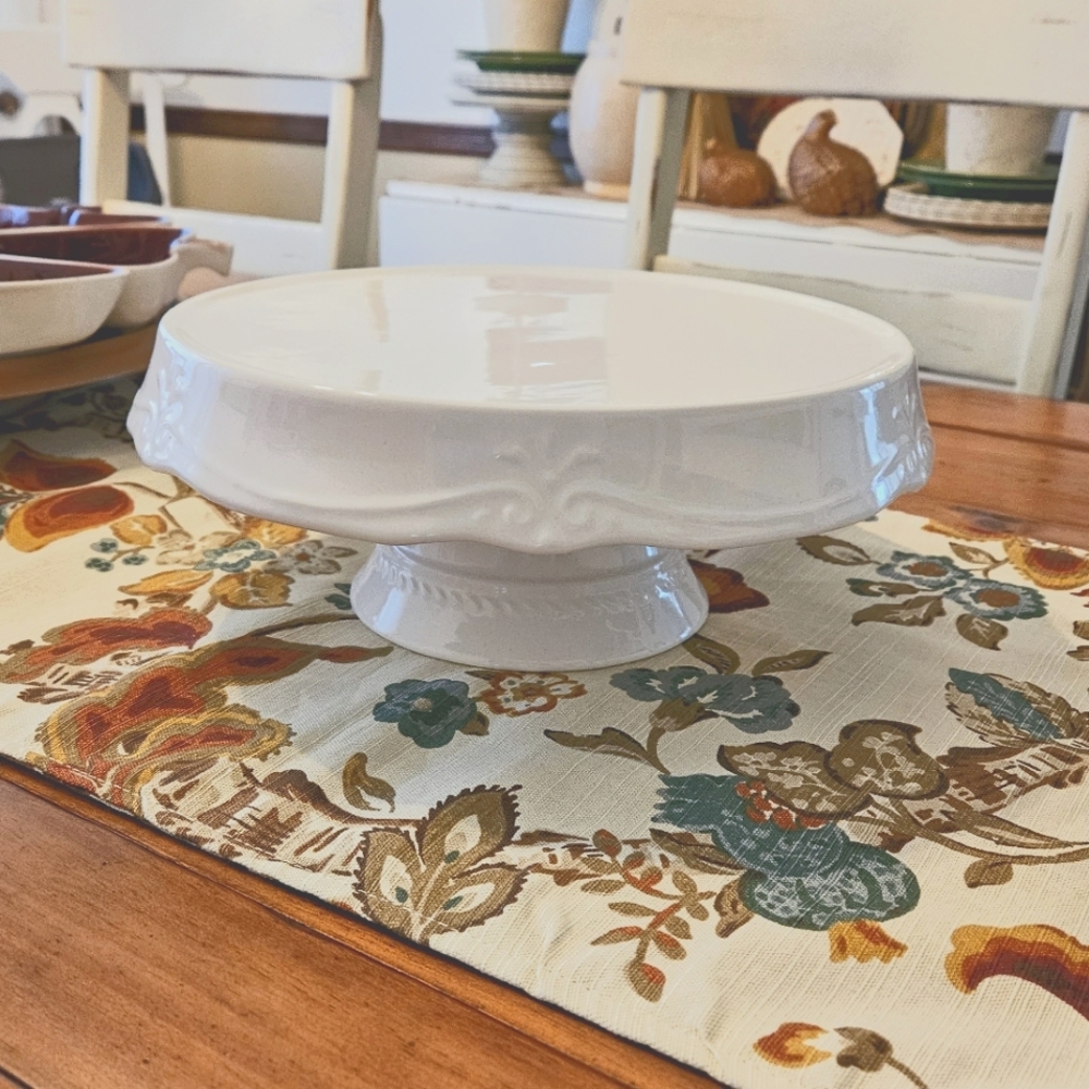 Southern Living White Cake Stand